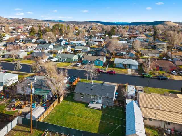 305 SW Ewen Street, Prineville, OR 97754