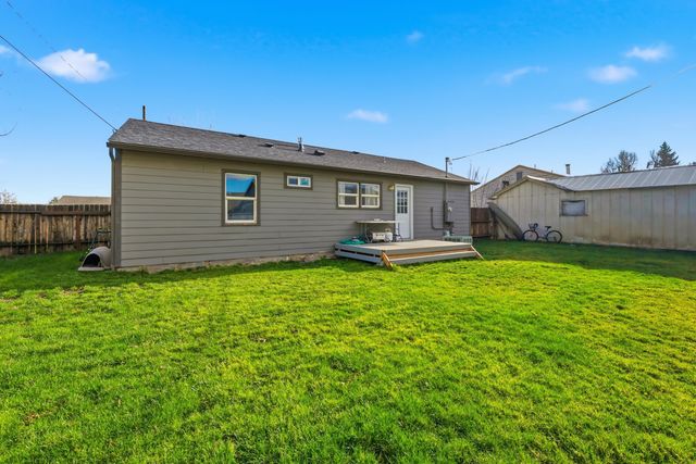 305 SW Ewen Street, Prineville, OR 97754