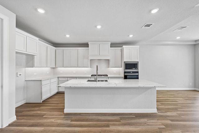 29753 Brushy Gables Drive, Magnolia, TX 77354