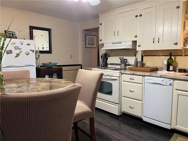 58 Vale Avenue, Cranston, RI 02910