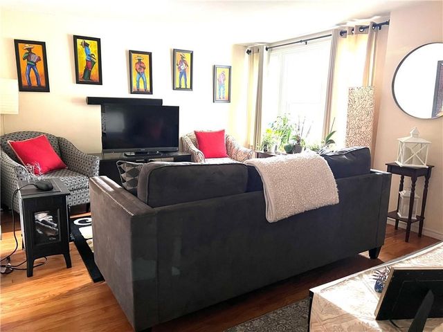 58 Vale Avenue, Cranston, RI 02910