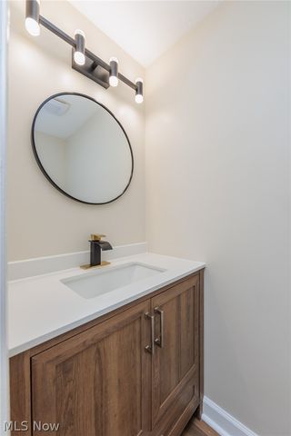 10143 Deer Run, Brecksville, OH 44141