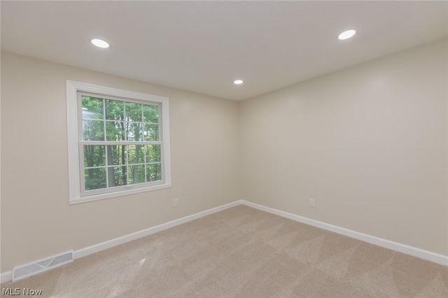 10143 Deer Run, Brecksville, OH 44141