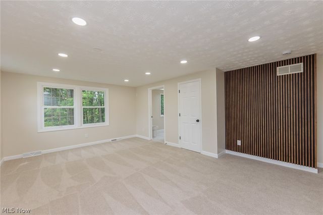 10143 Deer Run, Brecksville, OH 44141