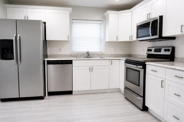 1506 N Lawnwood Circle, Fort Pierce, FL 34950
