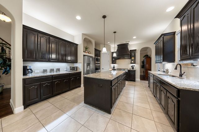 3204 Chambley Lane, Mansfield, TX 76084
