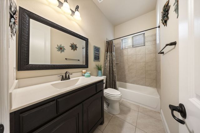 3204 Chambley Lane, Mansfield, TX 76084
