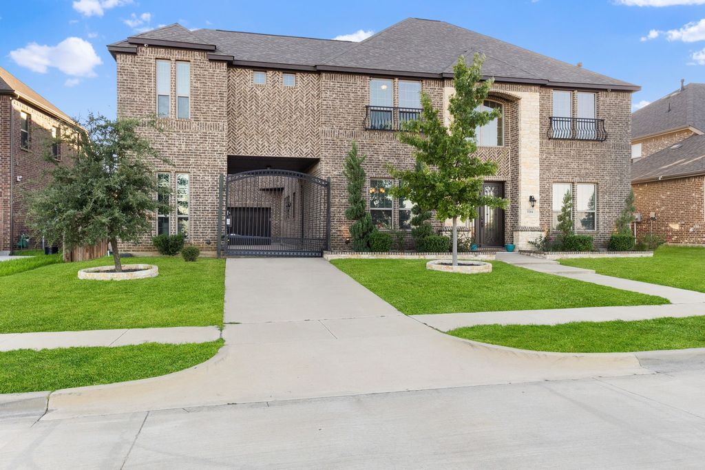 3204 Chambley Lane, Mansfield, TX 76084 — photo 2