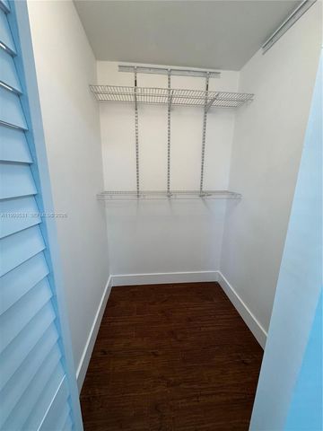 5763 NW 97th Ct, Doral, FL 33178