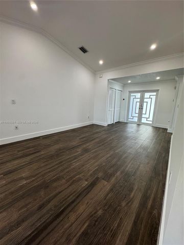 5763 NW 97th Ct, Doral, FL 33178