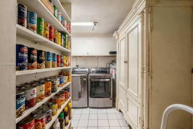 698 NW 7th Ave, Boca Raton, FL 33486