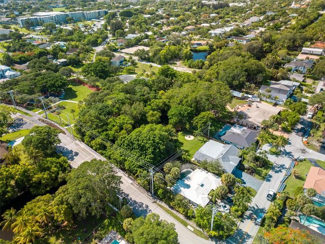 698 NW 7th Ave, Boca Raton, FL 33486