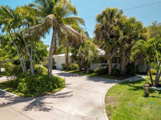 698 NW 7th Ave, Boca Raton, FL 33486