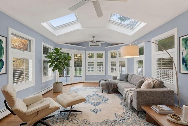 112 Taunton St, Plainville, MA 02762