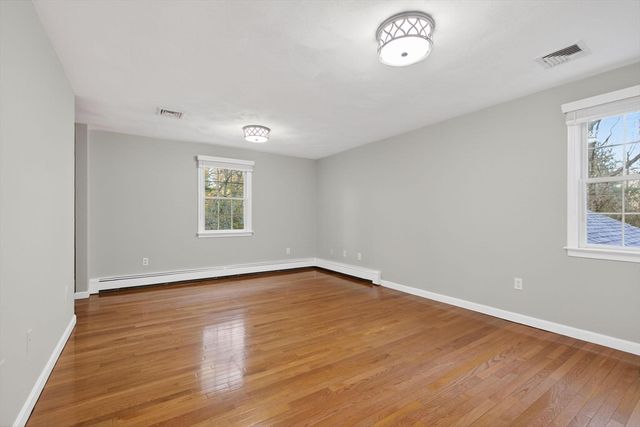 112 Taunton St, Plainville, MA 02762