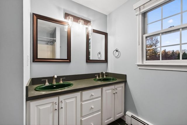 112 Taunton St, Plainville, MA 02762