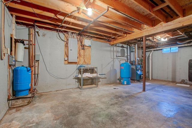 112 Taunton St, Plainville, MA 02762