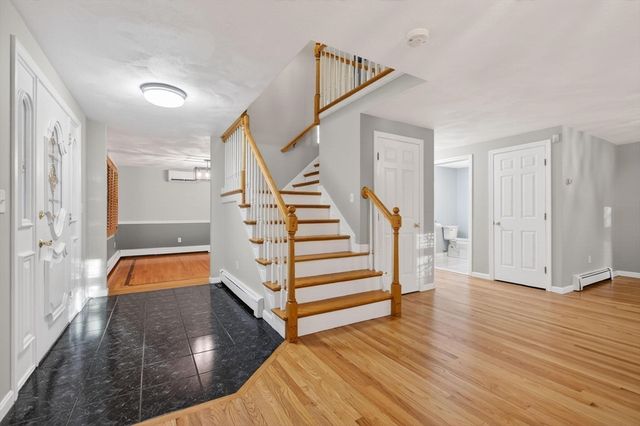 112 Taunton St, Plainville, MA 02762