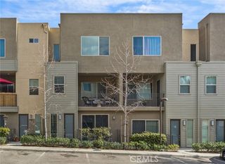 762 Chandler Walk, Upland, CA 91786