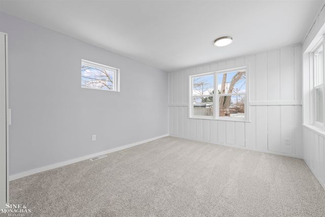 15365 Frazho Road, Roseville, MI 48066