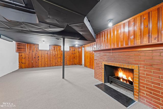 15365 Frazho Road, Roseville, MI 48066