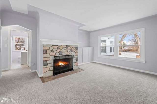 15365 Frazho Road, Roseville, MI 48066