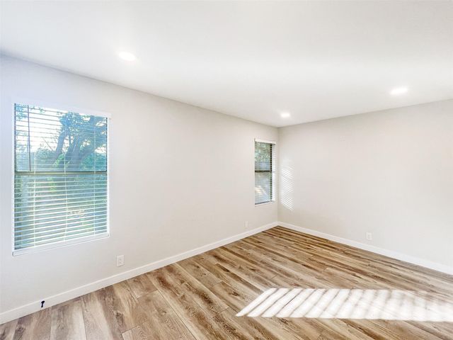 3506 Larchmont CV B, Austin, TX 78704