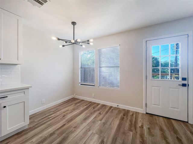 3506 Larchmont CV B, Austin, TX 78704