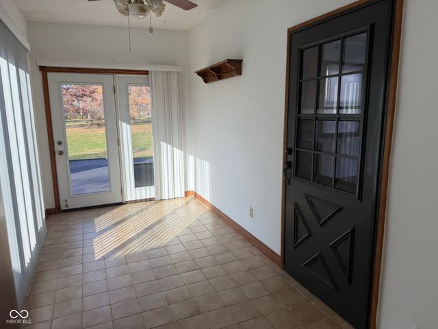 602 S Morristown Pike, Greenfield, IN 46140