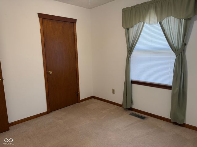 602 S Morristown Pike, Greenfield, IN 46140