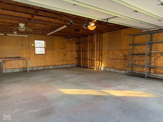 602 S Morristown Pike, Greenfield, IN 46140