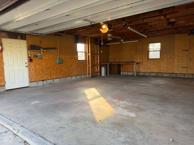 602 S Morristown Pike, Greenfield, IN 46140