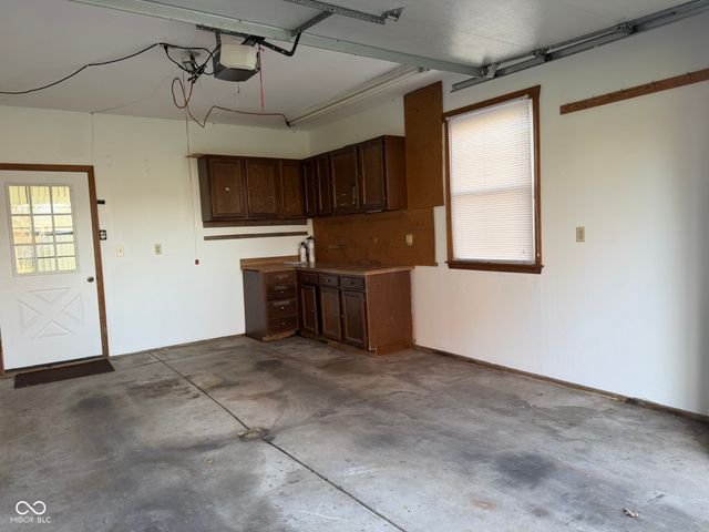 602 S Morristown Pike, Greenfield, IN 46140