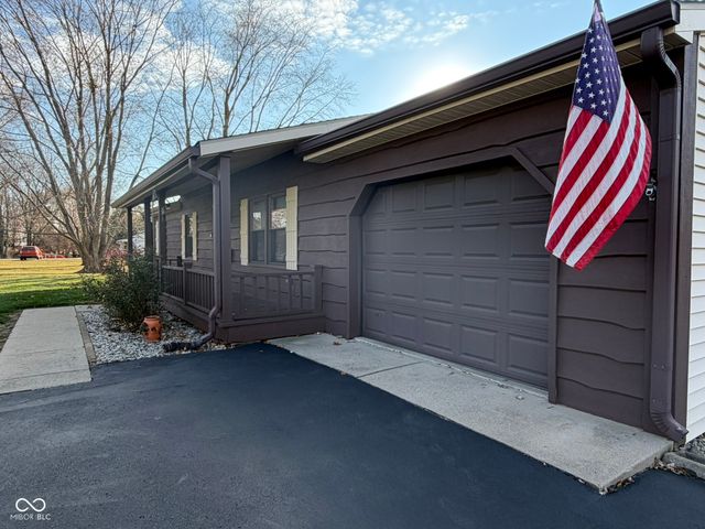 602 S Morristown Pike, Greenfield, IN 46140