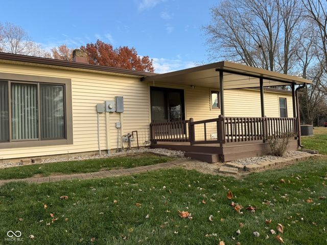 602 S Morristown Pike, Greenfield, IN 46140