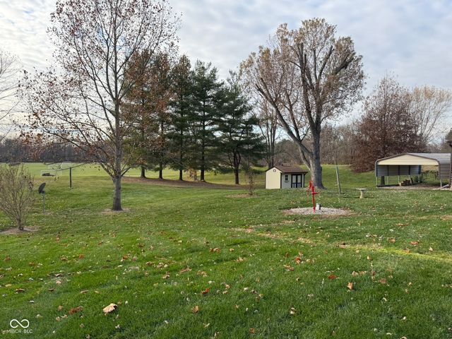 602 S Morristown Pike, Greenfield, IN 46140