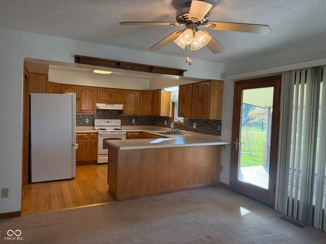 602 S Morristown Pike, Greenfield, IN 46140