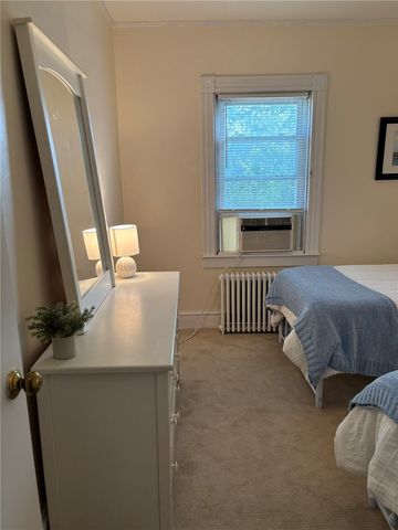 11 Eastnor Road, Newport, RI 02840