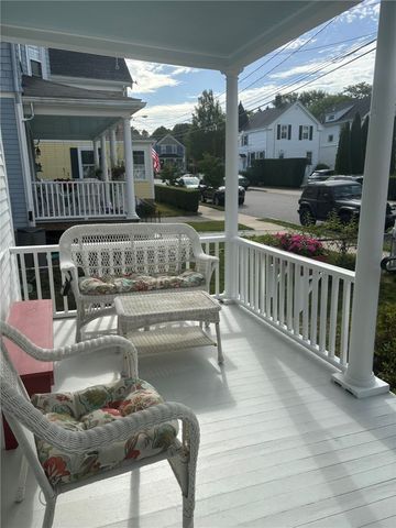 11 Eastnor Road, Newport, RI 02840