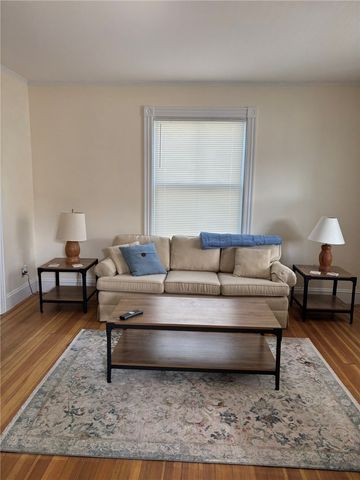 11 Eastnor Road, Newport, RI 02840