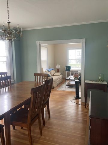 11 Eastnor Road, Newport, RI 02840