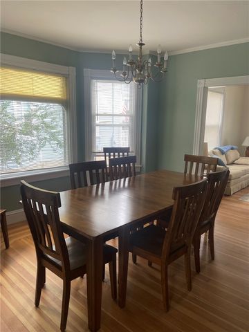 11 Eastnor Road, Newport, RI 02840