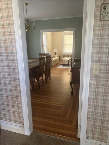 11 Eastnor Road, Newport, RI 02840