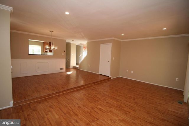 512 SUFFIELD DR, Gaithersburg, MD 20878