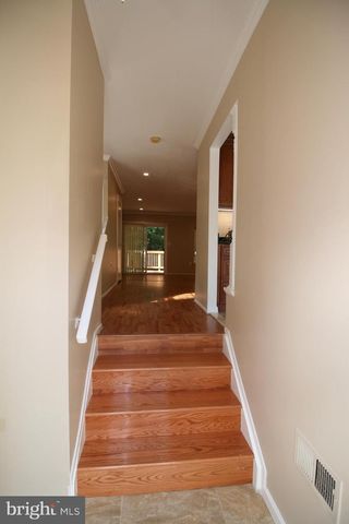 512 SUFFIELD DR, Gaithersburg, MD 20878