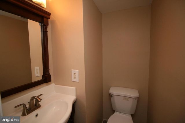 512 SUFFIELD DR, Gaithersburg, MD 20878