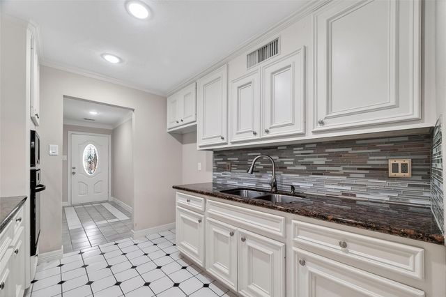 14238 Pinewest Drive, Houston, TX 77049