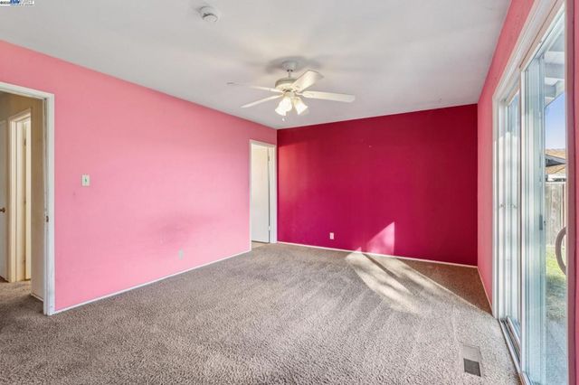 1273 Mcdonald Dr, Pinole, CA 94564