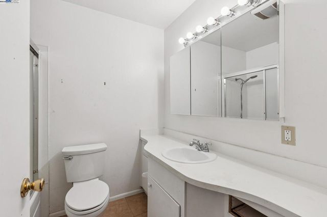 1273 Mcdonald Dr, Pinole, CA 94564