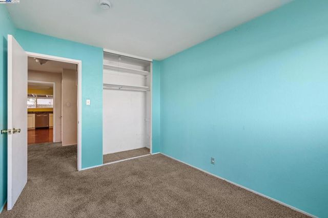 1273 Mcdonald Dr, Pinole, CA 94564